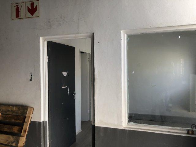 Commercial Property for Sale in Paarden Eiland Western Cape